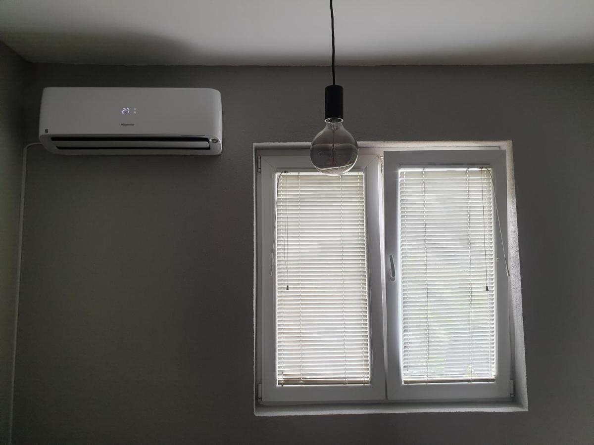 פוצ'ה Novi Apartman 19 מראה חיצוני תמונה