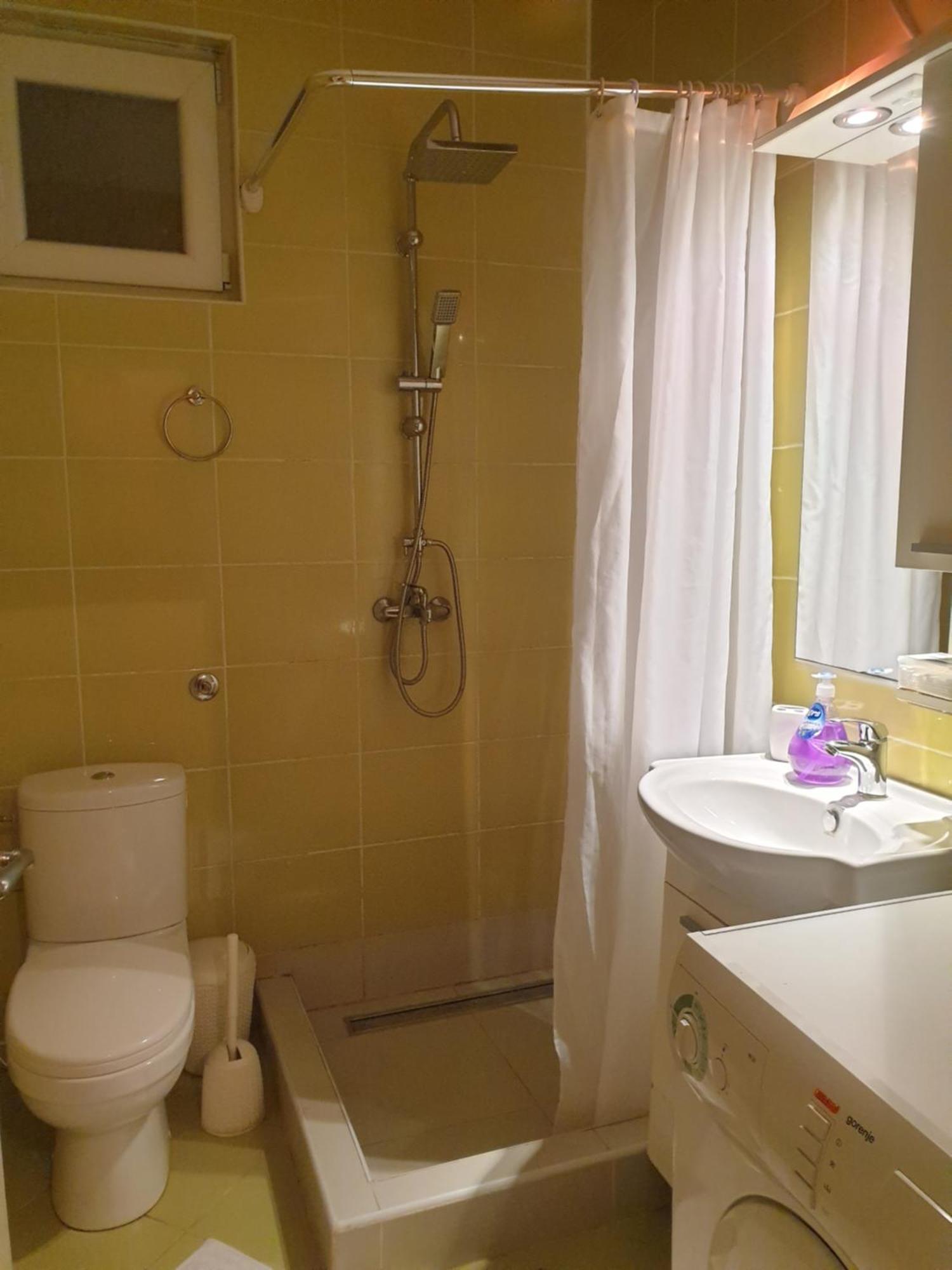פוצ'ה Novi Apartman 19 מראה חיצוני תמונה